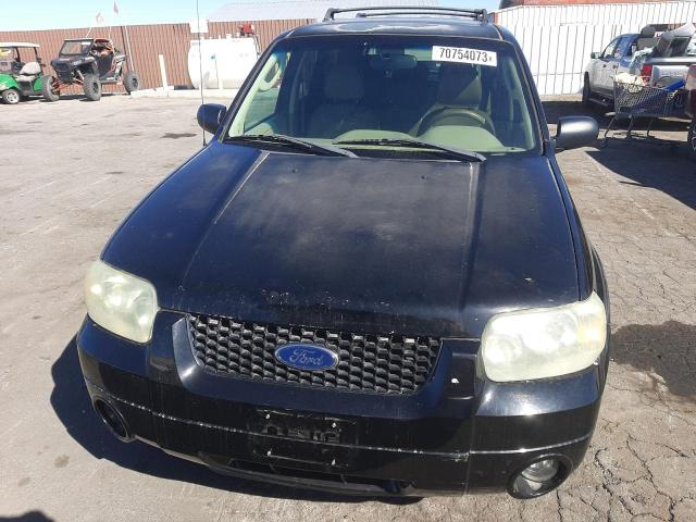 Photo 5 from auction – 2005 FORD ESCAPE LIM with VIN 1FMCU94195KB03594