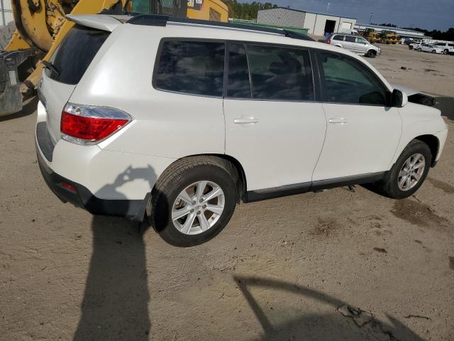 Photo 3 from auction – 2013 TOYOTA HIGHLANDER with VIN 5TDZK3EH6DS111902