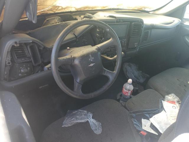 Photo 8 from auction – 2002 CHEVROLET SILVERADO with VIN 2GCEC19W321268915