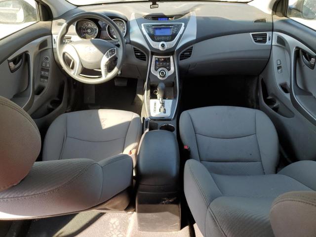 Photo 8 from auction – 2012 HYUNDAI ELANTRA GL with VIN 5NPDH4AE1CH116326