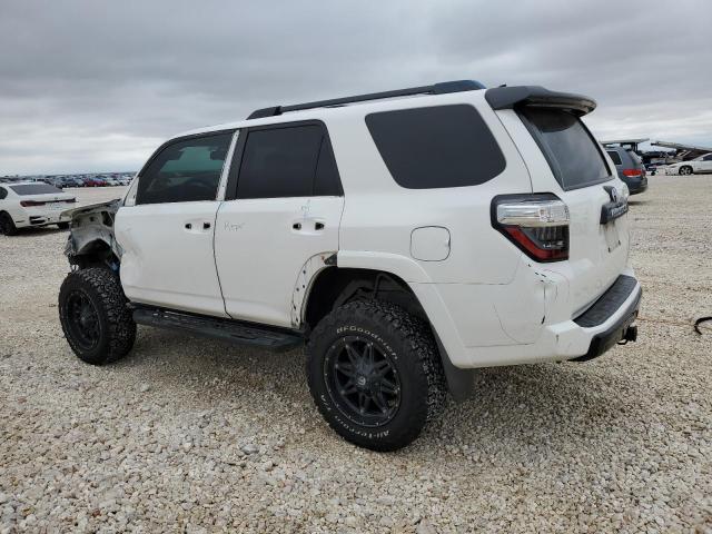 Photo 2 from auction – 2014 TOYOTA 4RUNNER SR with VIN JTEBU5JR6E5164852