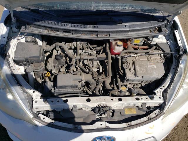 Photo 11 from auction – 2012 TOYOTA PRIUS C with VIN JTDKDTB32C1005401