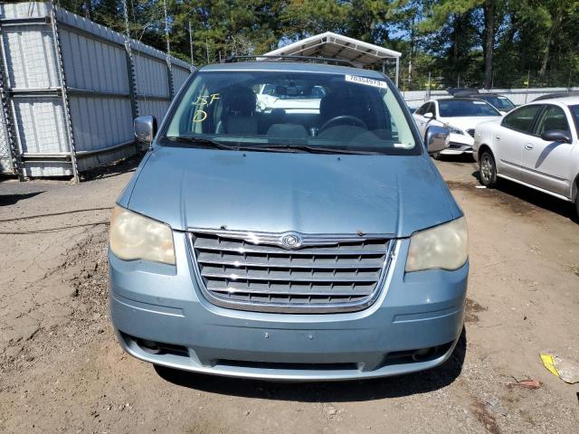 Photo 5 from auction – 2010 CHRYSLER TOWN & COU with VIN 2A4RR8D17AR457047