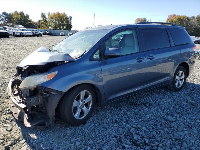 Photo 1 from auction – 2014 TOYOTA SIENNA LE with VIN 5TDKK3DC5ES415442