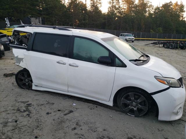 Photo 4 from auction – 2017 TOYOTA SIENNA SE with VIN 5TDXZ3DC5HS787160