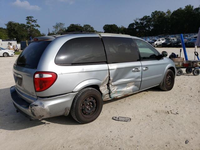 Photo 3 from auction – 2005 CHRYSLER TOWN & COU with VIN 2C4GP44RX5R552886
