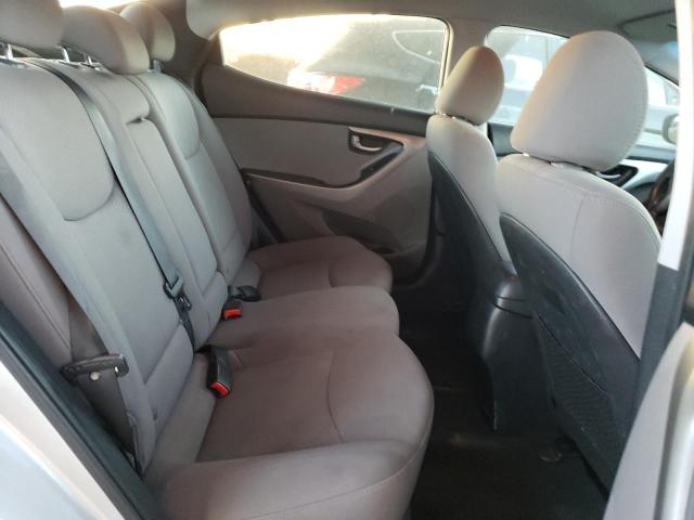 Photo 10 from auction – 2016 HYUNDAI ELANTRA SE with VIN 5NPDH4AE0GH690132