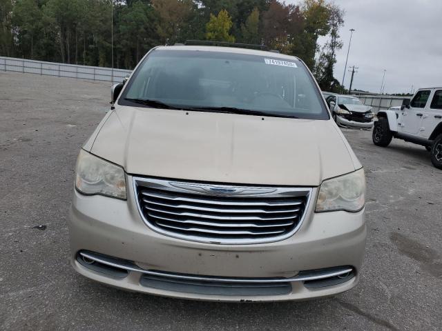 Photo 5 from auction – 2013 CHRYSLER TOWN & COU with VIN 2C4RC1CG9DR652110