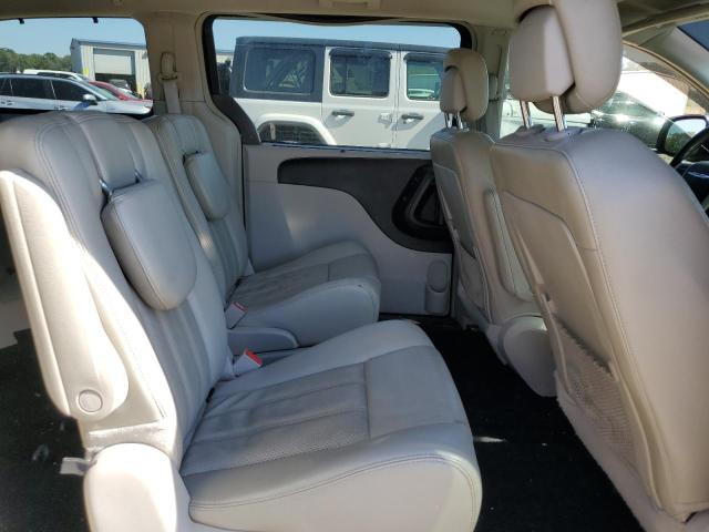 Photo 11 from auction – 2013 CHRYSLER TOWN & COU with VIN 2C4RC1CG3DR589439