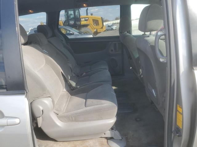 Photo 10 from auction – 2005 TOYOTA SIENNA CE with VIN 5TDZA23C25S336095