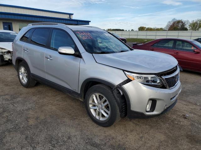 Photo 4 from auction – 2014 KIA SORENTO LX with VIN 5XYKTCA63EG522711