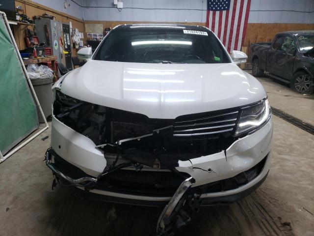 Photo 5 from auction – 2016 LINCOLN MKX RESERV with VIN 2LMPJ8LRXGBL38910