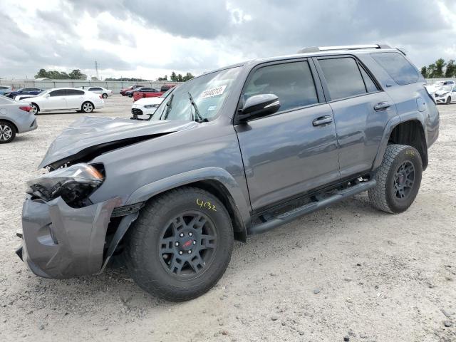 TOYOTA 4RUNNER SR 2022 with VIN JTEFU5JR1N5254752 - Photo from auction