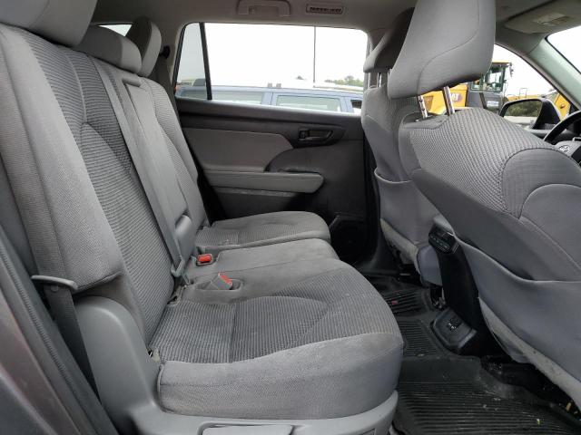 Photo 11 from auction – 2021 TOYOTA HIGHLANDER with VIN 5TDBZRBH9MS101112