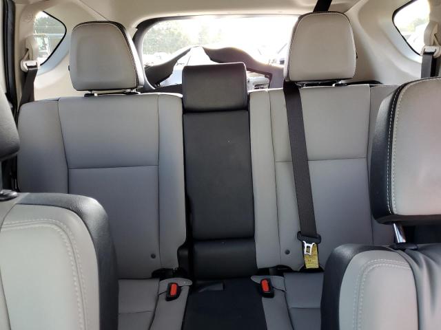 Photo 10 from auction – 2018 TOYOTA RAV4 LIMIT with VIN JTMDFREV3JJ204764