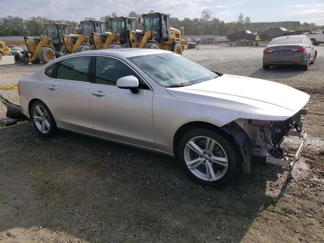 Photo 4 from auction – 2018 VOLVO S90 T5 MOM with VIN LVY982MK5JP015201