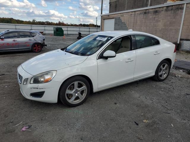VOLVO S60 T5 2012 with VIN YV1622FS7C2137285 - Photo from auction