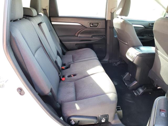 Photo 11 from auction – 2019 TOYOTA HIGHLANDER with VIN 5TDZZRFH7KS317935