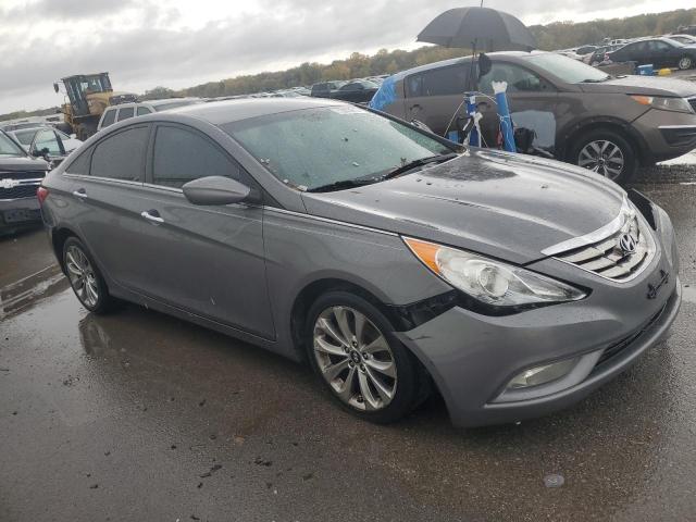 Photo 4 from auction – 2013 HYUNDAI SONATA SE with VIN 5NPEC4AC2DH519220