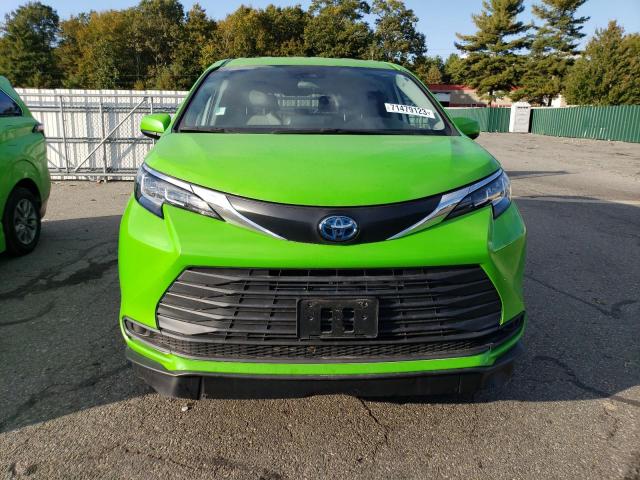 Photo 5 from auction – 2021 TOYOTA SIENNA LE with VIN 5TDKSKFC4MS030699