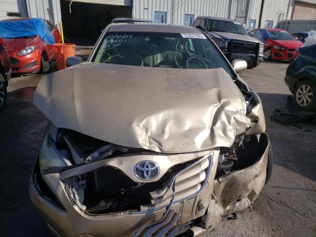 Photo 5 from auction – 2011 TOYOTA CAMRY BASE with VIN 4T1BF3EK5BU672727