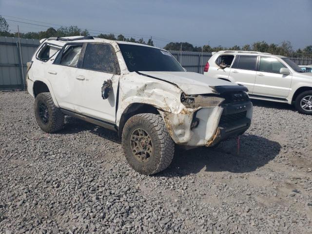 Photo 4 from auction – 2017 TOYOTA 4RUNNER SR with VIN JTEBU5JR0H5419449