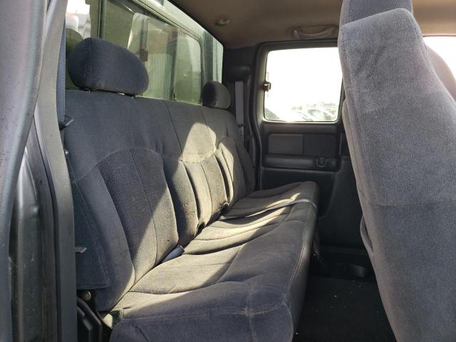 Photo 11 from auction – 2001 CHEVROLET SILVERADO with VIN 2GCEC19V011111767