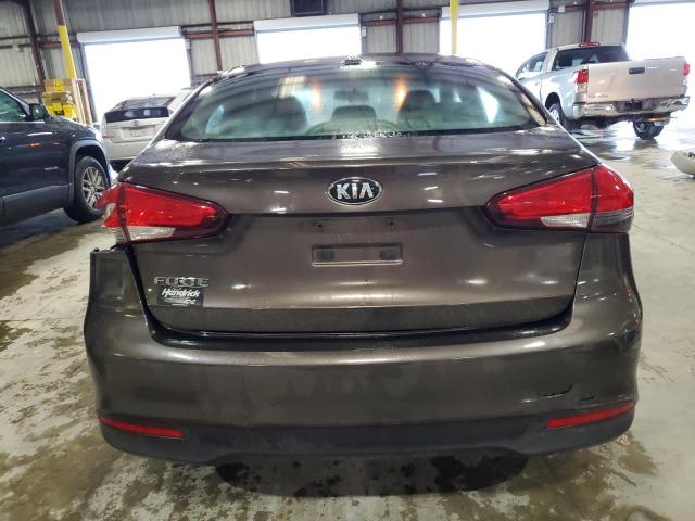 Photo 6 from auction – 2017 KIA FORTE LX with VIN 3KPFK4A71HE119167