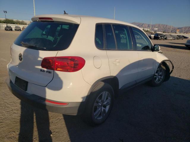 Photo 3 from auction – 2012 VOLKSWAGEN TIGUAN with VIN WVGAV7AX3CW558447
