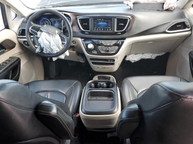 Photo 8 from auction – 2020 CHRYSLER VOYAGER LX with VIN 2C4RC1DG8LR185422