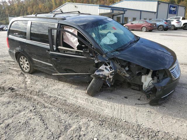 Photo 4 from auction – 2013 CHRYSLER TOWN & COU with VIN 2C4RC1BG2DR588445