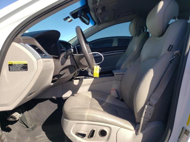 Photo 7 from auction – 2016 HYUNDAI GENESIS 3. with VIN KMHGN4JE1GU128067