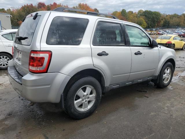 Photo 3 from auction – 2010 FORD ESCAPE XLT with VIN 1FMCU9D74AKC31336