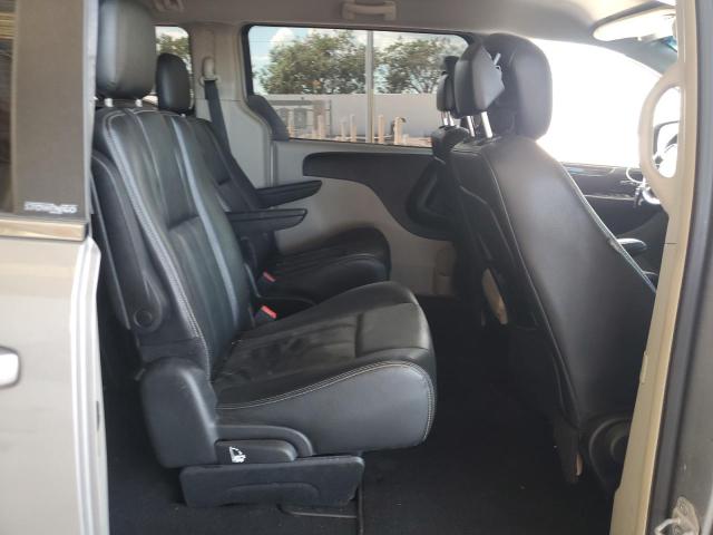 Photo 10 from auction – 2013 CHRYSLER TOWN & COU with VIN 2C4RC1BG8DR726568