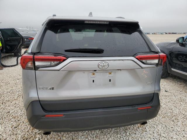 Photo 6 from auction – 2019 TOYOTA RAV4 XLE with VIN JTMW1RFV3KD024352