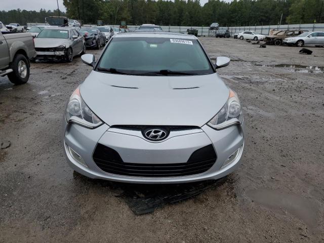 Photo 5 from auction – 2015 HYUNDAI VELOSTER with VIN KMHTC6AD5FU236696