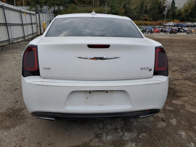 Photo 6 from auction – 2017 CHRYSLER 300 S with VIN 2C3CCAGG4HH529962