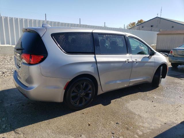 Photo 3 from auction – 2018 CHRYSLER PACIFICA T with VIN 2C4RC1FGXJR204451