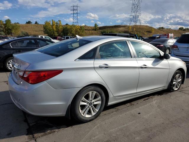 Photo 3 from auction – 2011 HYUNDAI SONATA GLS with VIN 5NPEB4AC2BH159849