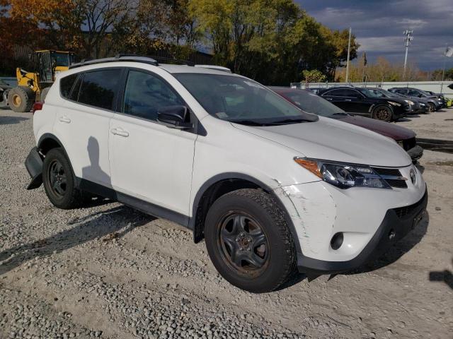 Photo 4 from auction – 2015 TOYOTA RAV4 LE with VIN 2T3BFREV5FW248653