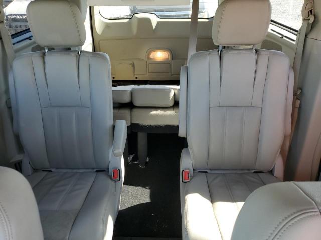 Photo 10 from auction – 2015 CHRYSLER TOWN & COU with VIN 2C4RC1BG9FR572004