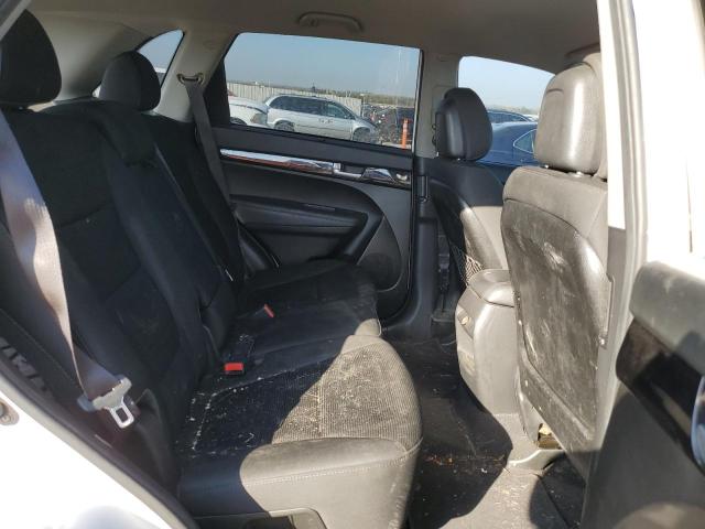 Photo 11 from auction – 2014 KIA SORENTO LX with VIN 5XYKT3A67EG495142