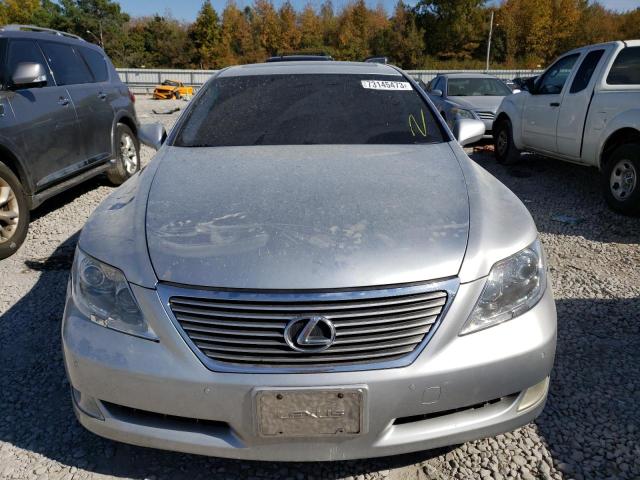 Photo 5 from auction – 2007 LEXUS LS 460L with VIN JTHGL46F975002320