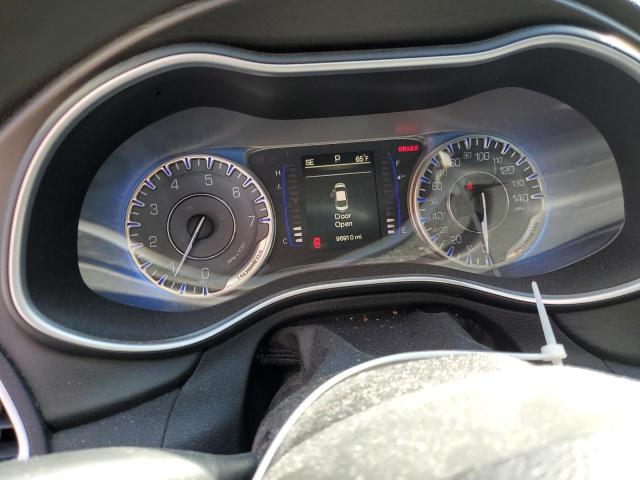 Photo 9 from auction – 2015 CHRYSLER 200 LIMITE with VIN 1C3CCCAB3FN561511
