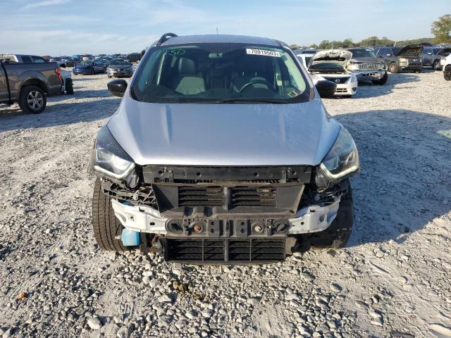 Photo 5 from auction – 2017 FORD ESCAPE SE with VIN 1FMCU9GD6HUC40989