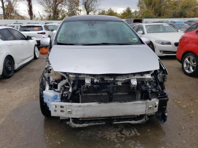 Photo 5 from auction – 2015 TOYOTA PRIUS V with VIN JTDZN3EU9FJ037086