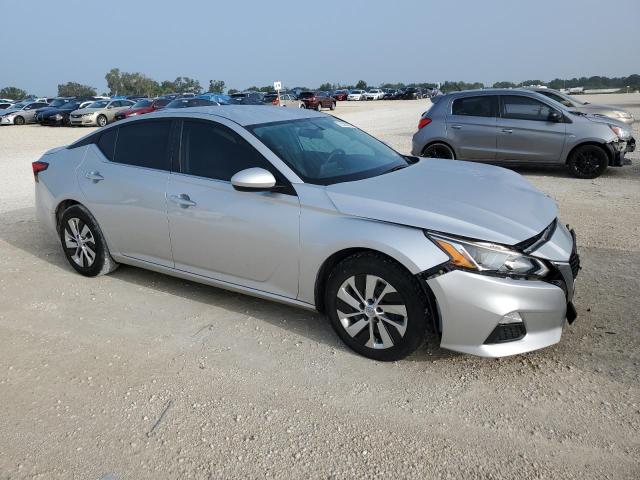 Photo 4 from auction – 2020 NISSAN ALTIMA S with VIN 1N4BL4BVXLC142963
