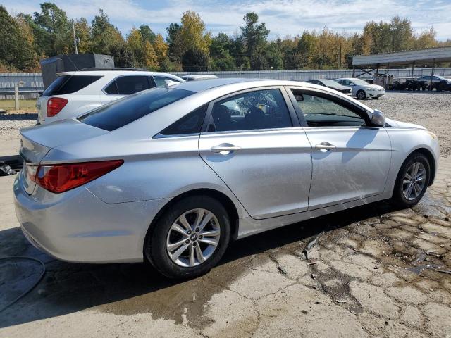 Photo 3 from auction – 2013 HYUNDAI SONATA GLS with VIN 5NPEB4AC7DH630798