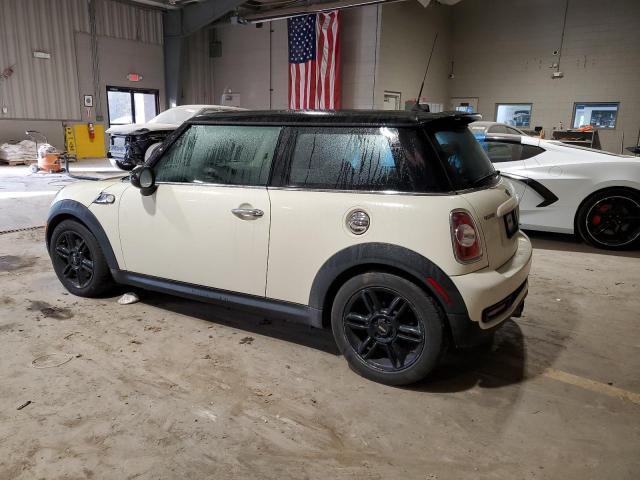 Photo 2 from auction – 2013 MINI COOPER S with VIN WMWSV3C52DT388529
