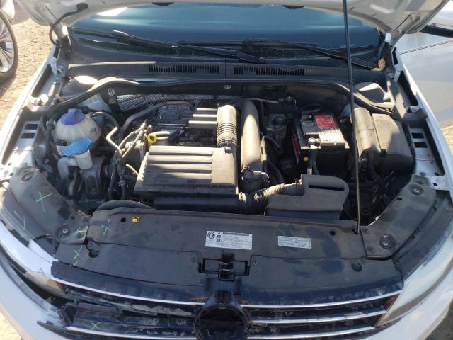 Photo 11 from auction – 2017 VOLKSWAGEN JETTA SE with VIN 3VWDB7AJ9HM366251